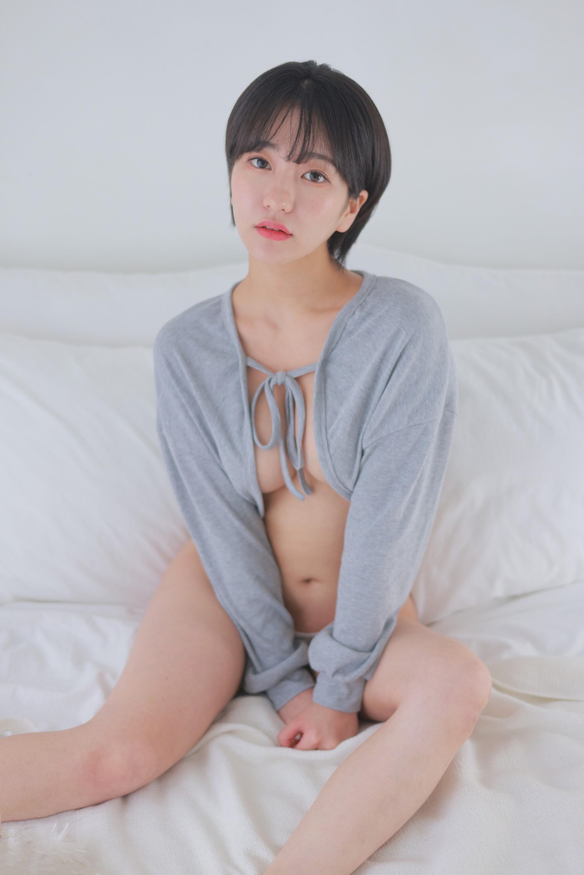 NO.006 [SeeShe] – Gray Cardigan Short Cut [55P]插图